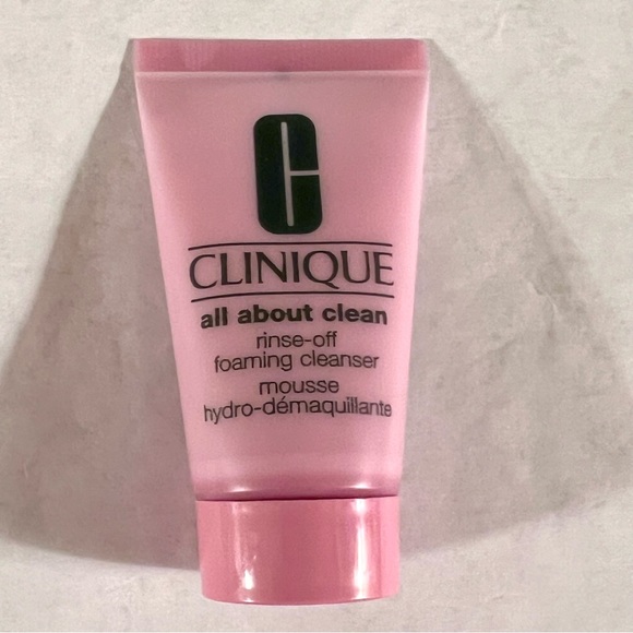 CLINIQUE x kate spade New York 8-piece Skincare/Makeup Set - Picture 7 of 14